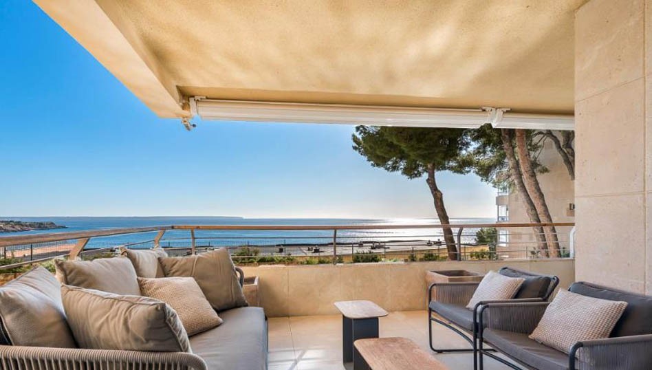 Meerblick-Apartment in Mallorca mit Terrasse und Pool zum Verkauf durch Spiegel Immobilien